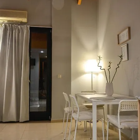 Historic Center Nest For 3 * كالاماتا