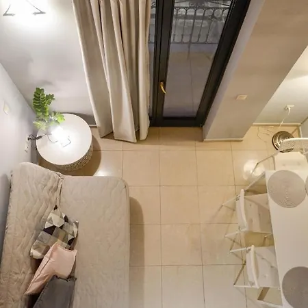 Historic Center Nest For 3 Apartment Kalamata